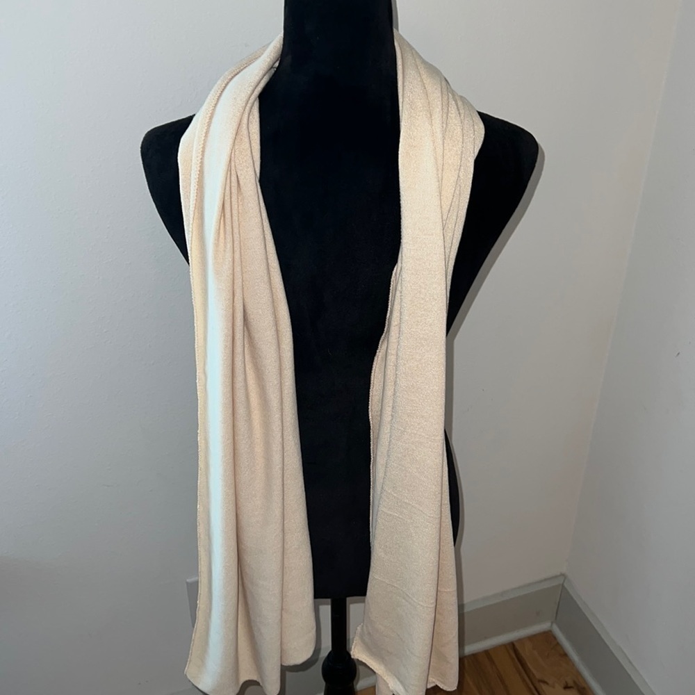 RIKKA 100% Viscose beige long unisex scarf